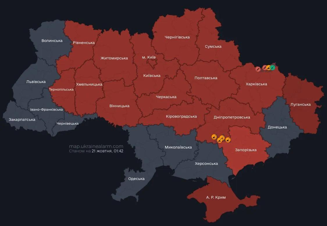 У Києві пролунав вибух після попередження про ворожі БпЛА.