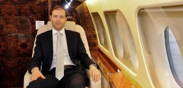 Куда «летит» министр Мантуров?