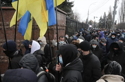 Многочисленный митинг под окнами суда сорвал рассмотрение дела по *организаторам массовых протестов*