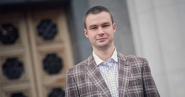 Паша Якименко – Трухин 2 и его слуга харьковский прокурор Фильчиков. Сговор коррупционеров во власти, передел рынка песка в Харькове